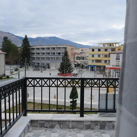 As E Vogel, As E Madhe *