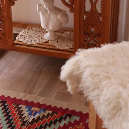 As E Vogel, As E Madhe 酒店