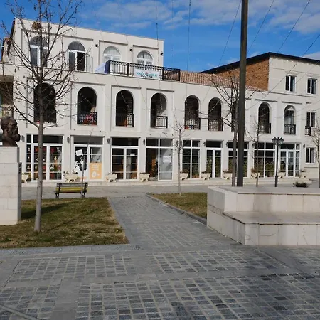 Hotell As E Vogel, As E Madhe Erseke