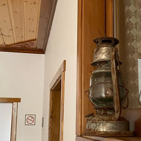 Hotel As E Vogel, As E Madhe *