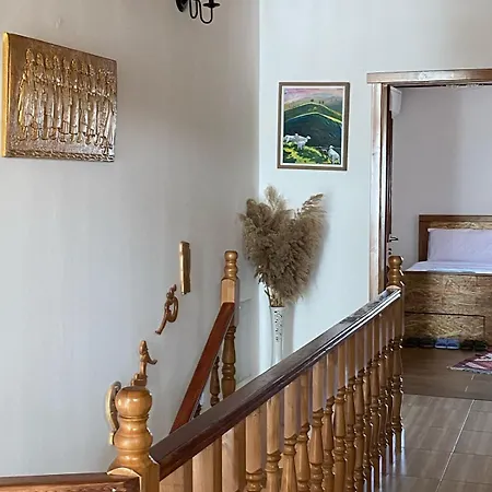 Hotell As E Vogel, As E Madhe