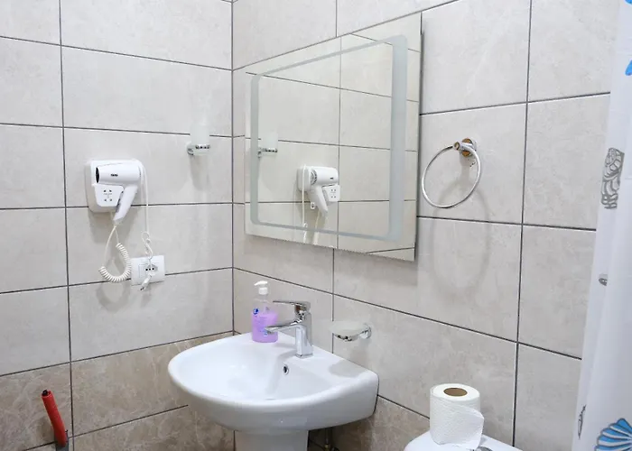 Hotel As E Vogel, As E Madhe Erseke