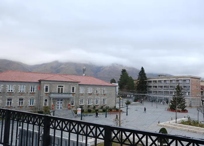 Hotel As E Vogel, As E Madhe Erseke