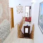 As E Vogel, As E Madhe ホテル Ersekë