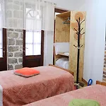 As E Vogel, As E Madhe Ersekë