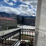 As E Vogel, As E Madhe ホテル Ersekë