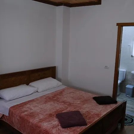Hotel As E Vogel, As E Madhe Erseke