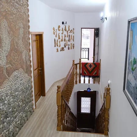 Szálloda As E Vogel, As E Madhe *