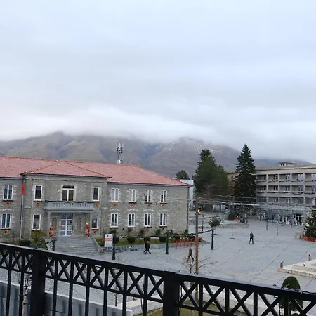 Szálloda As E Vogel, As E Madhe Ersekë