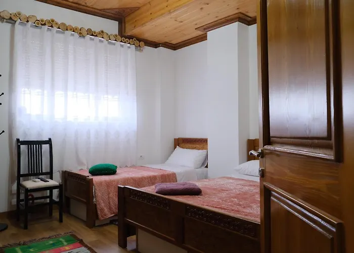 As E Vogel, As E Madhe