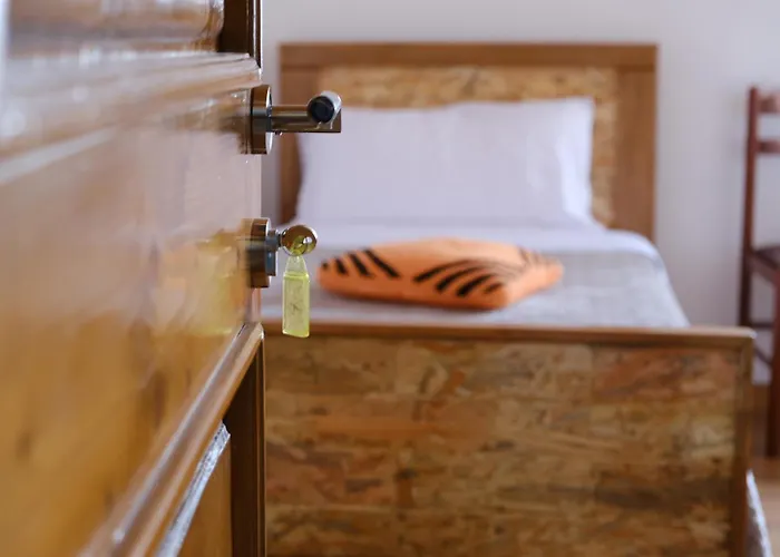 As E Vogel, As E Madhe